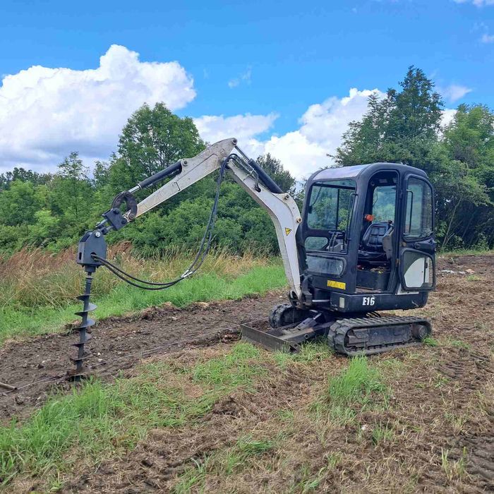Mini koparka karczowanie wycinka równanie terenu wykopy rębak