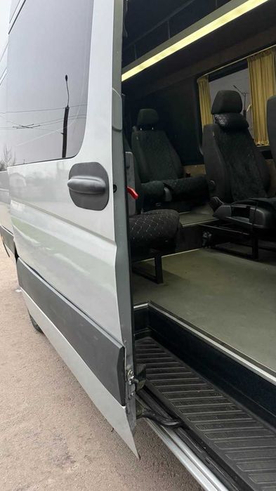 Продам Mercedes Sprinter 8+1