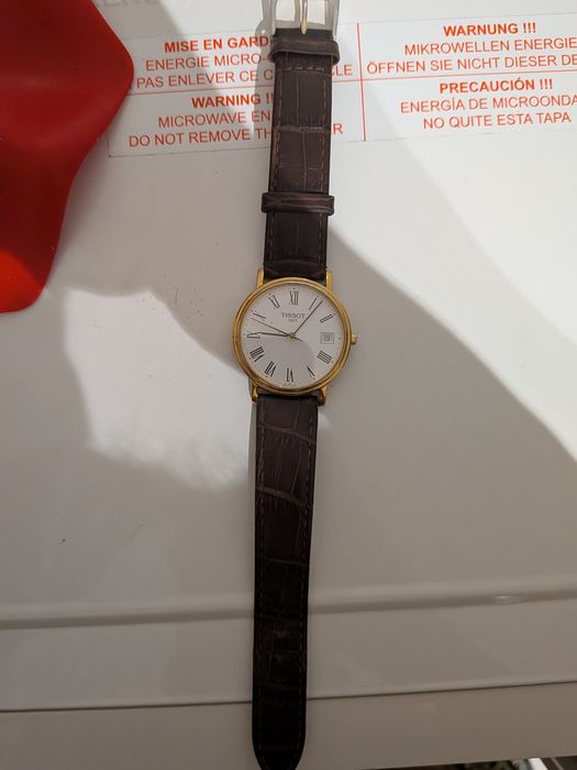 Relógio tissot(T-classic desire)