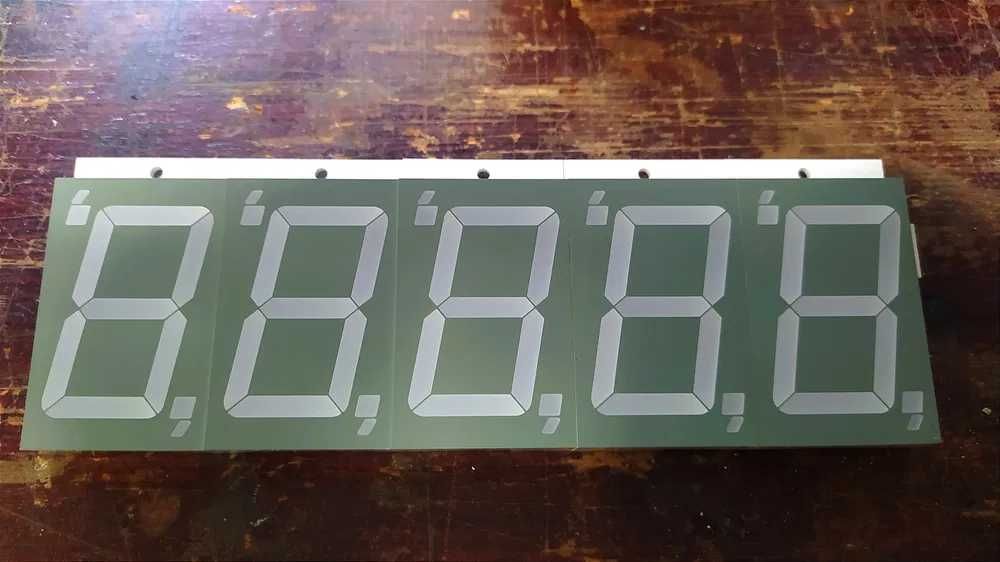 Wyświetlacze LED alfanumeryczne