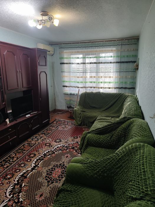 Продам малосімейку (кімнати в гуртожитку), Ніжин, район Сільпо