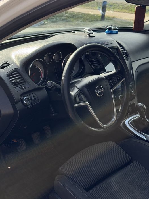 Opel Insignia A 2.0