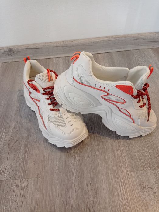 Buty Sneakersy 36 Nowe