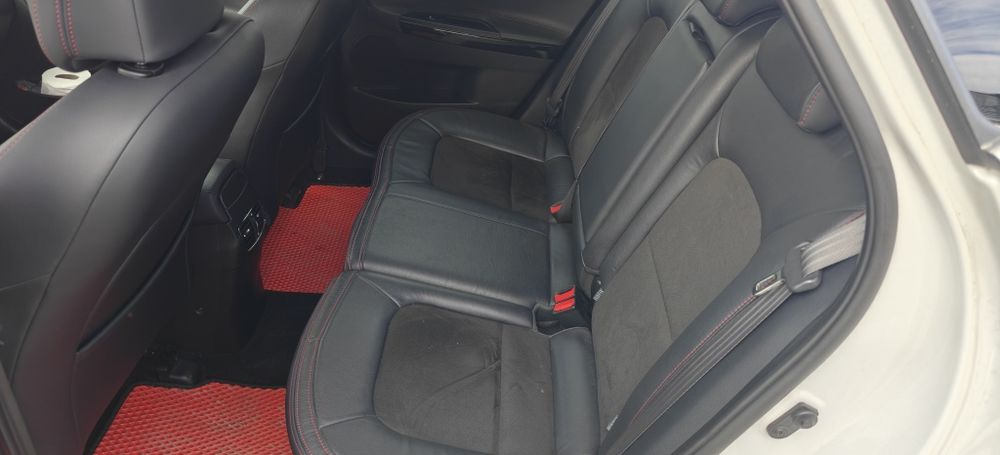 Kia cee'd 1.6 t-gdi 204 km