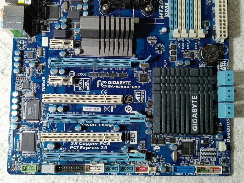 Материнська плата AMD Gigabyte GA-990XA-UD3 sAM3+ під процесори FX 8яд