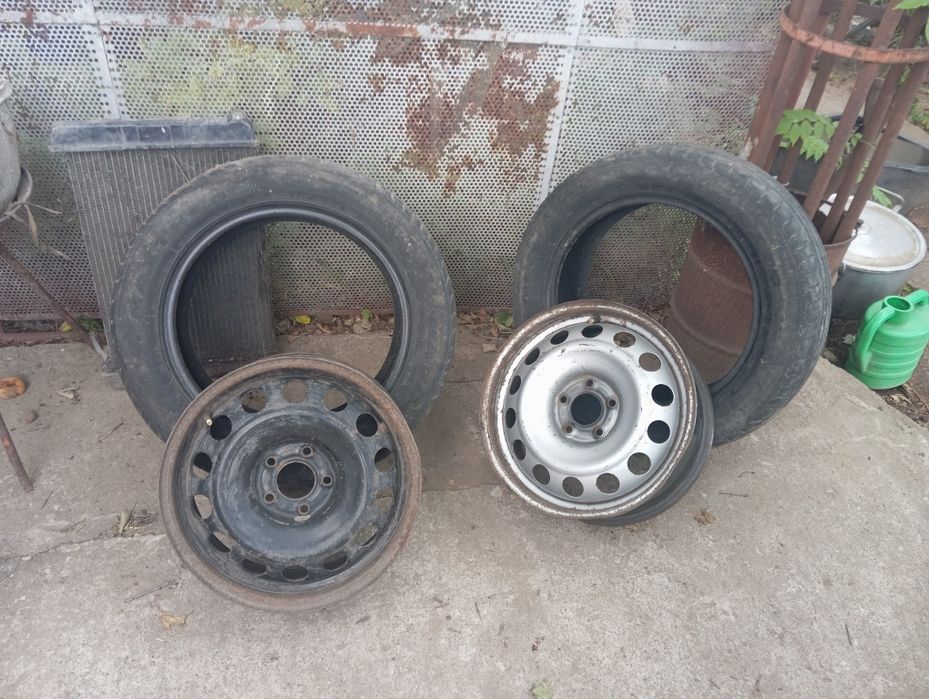 Продам гуму 235/55zr17 та диски для Peugeot і Citroen