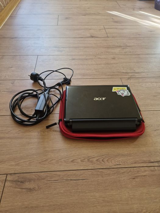 Нетбук acer робочий в доброму стані