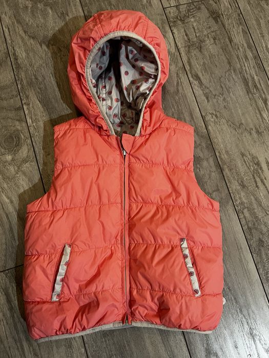 Жилетка для дівчинки двухстороння