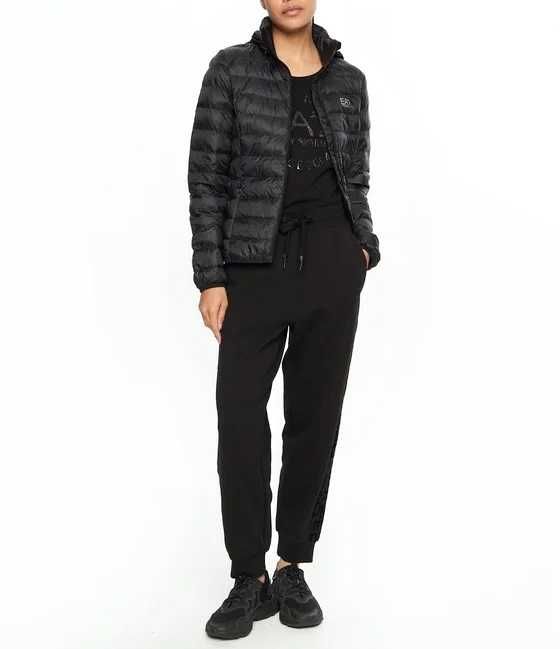 Жіноча куртка EA7 Emporio Armani чорна розмір XL осіння фірмова бренд