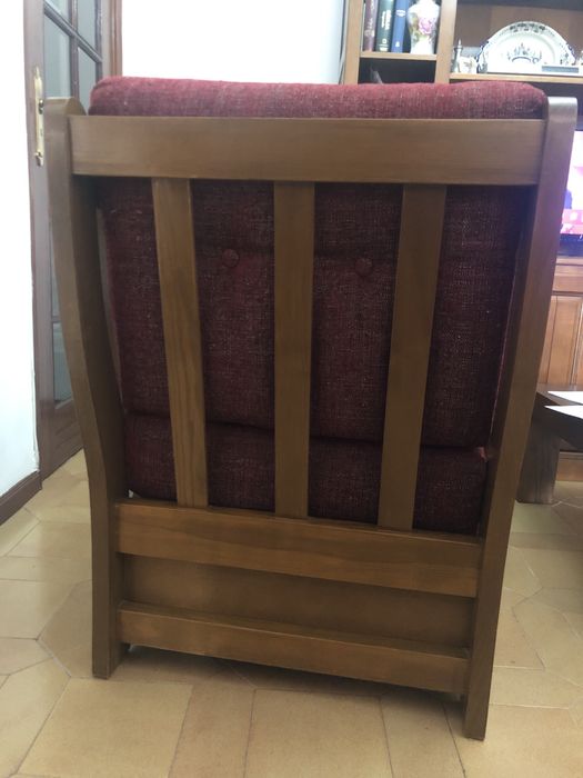 Sofá/ poltrona madeira vermelho