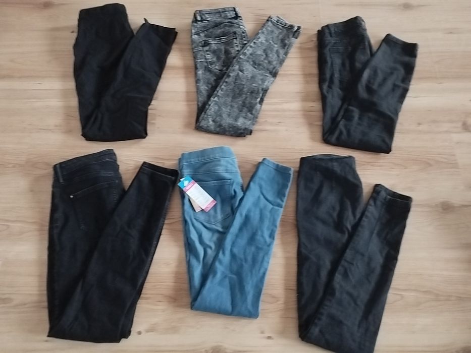 Jeansy, legginsy, kombinezon