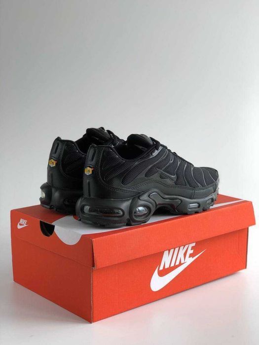 Мужские кроссовки Nike Air Max Tn Plus black V3. Размеры 39-45