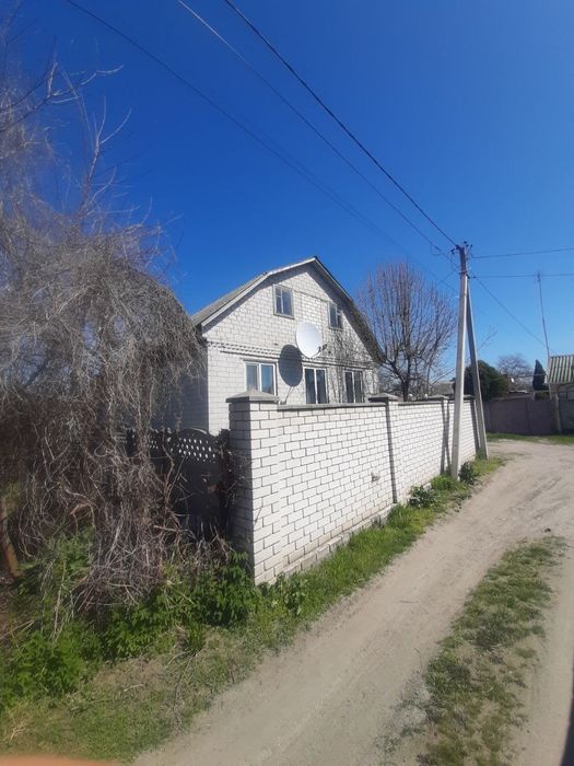 Продам дом в Садках