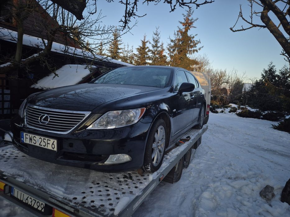 Lexus LS460. 2007r .4.6B+G. Całość lub części