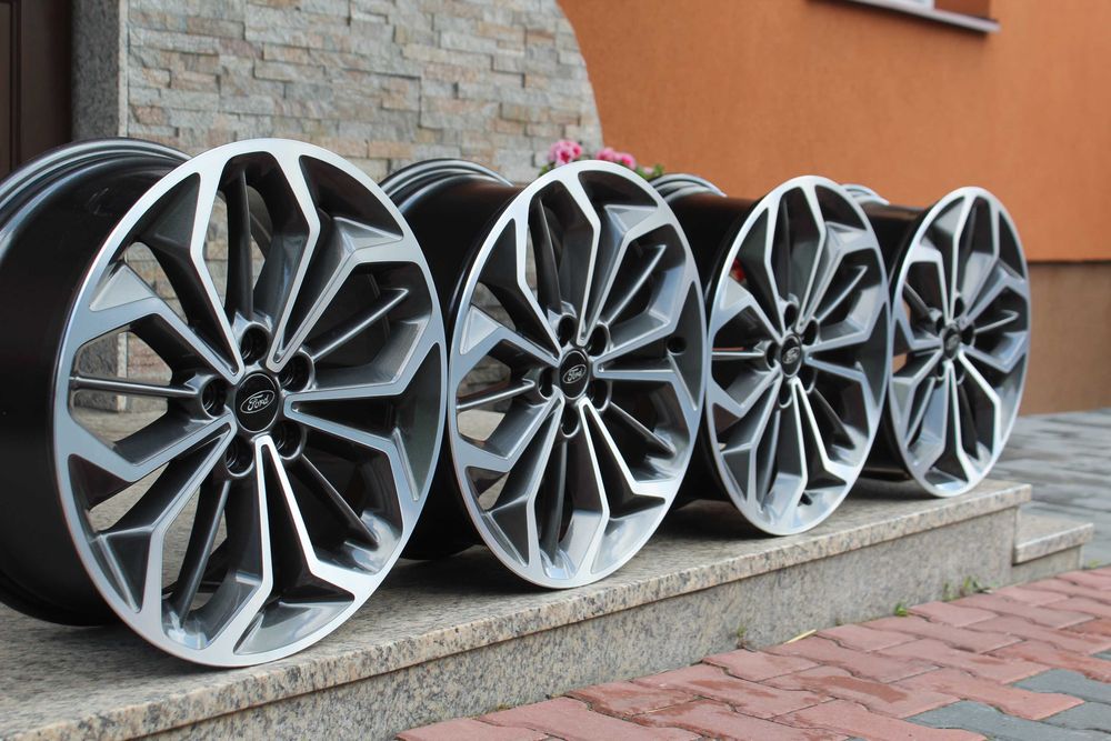 FORD Puma ST LINE Kuga Mk1 Mk2 Mk3 Focus Mk3 Mk4 5x108 18'' 8J ET55