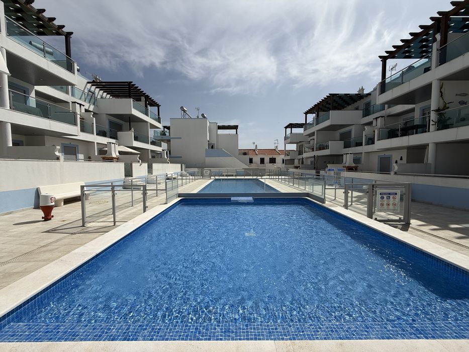 Manta Rota T3 c/ Piscina  e Estacionamento  - Férias Algarve