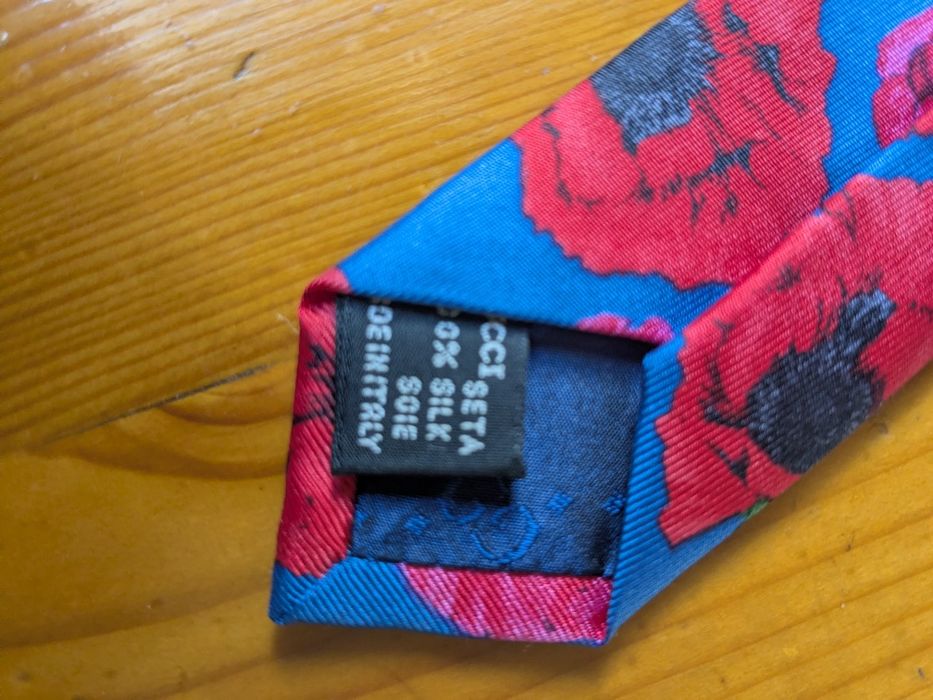 Галстук  GUCCI ( шовковий).