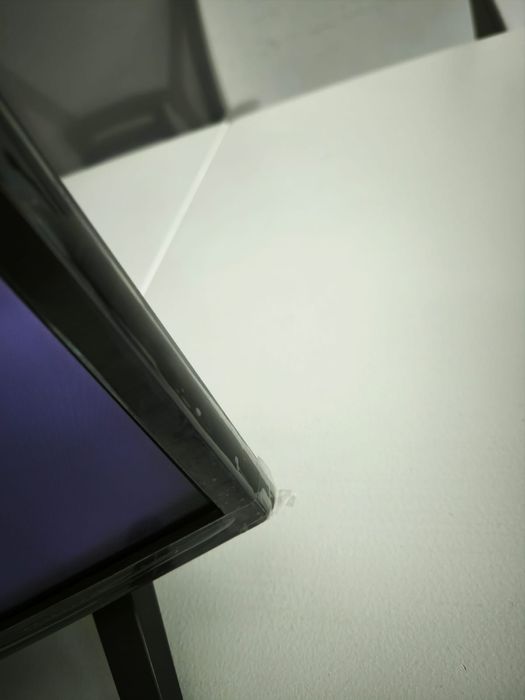 TV LG 4K 43” como nova — ainda com plásticos! Entrega em mãos