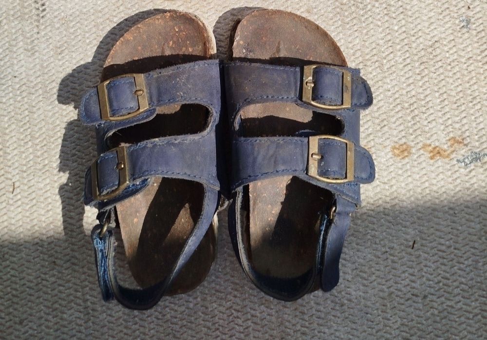 Дитяче взуття 25 - 30 розмір кросівки, сандалі, ботинки, кеди, мокасин