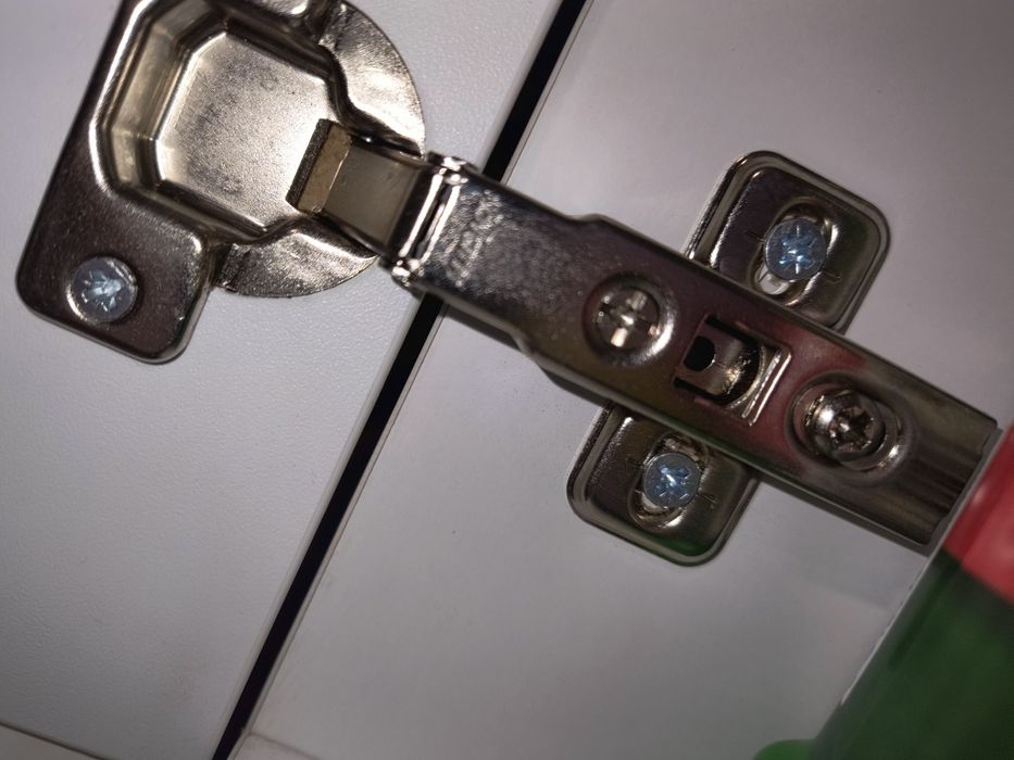 Słupek łazienkowy 180x30 biały akryl zawiasy blum