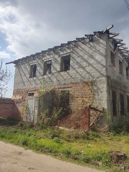 Нежитлові приміщення 1-го поверху, площею 302,20 кв.м., м. Харків