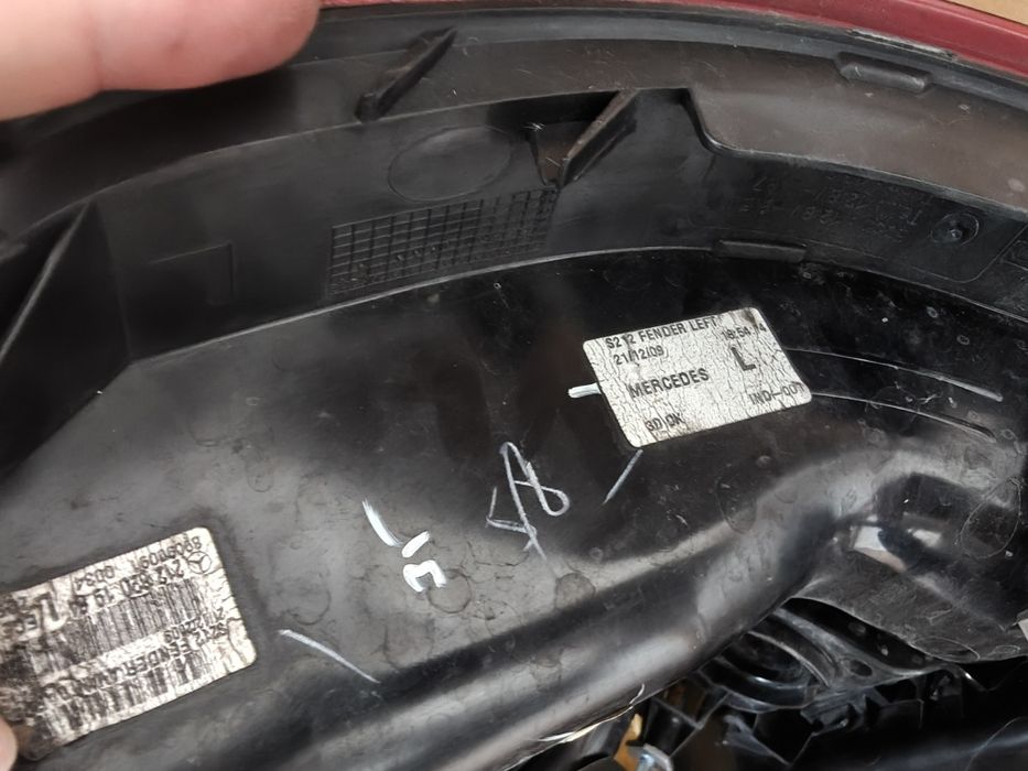 Luz traseira Mercedes S212 carrinha