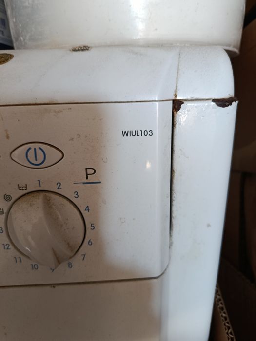 Пральна машина Indesit wisl 103