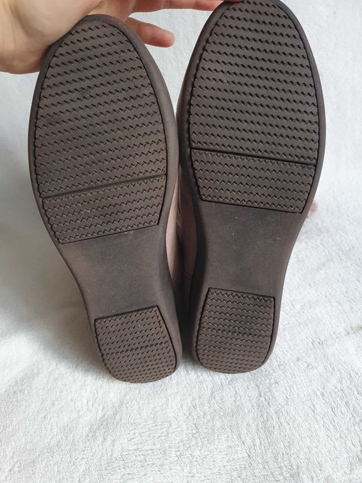 Чоботи жіночі      .