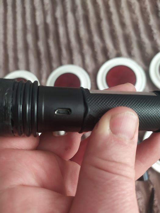 Ліхтарик, жезл, диск.