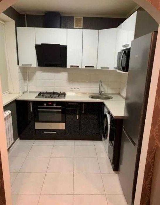 Продаётся 3к квартира метро Левада