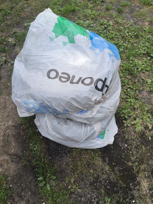 Sprzedam komplet opon zimowych 175/65R14 ładne zadbane