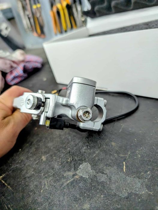 Vendo  manete  Beringer