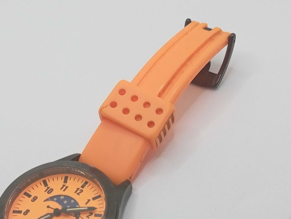 Zegarek myśliwski  z fazami księżyca i dwoma paskami