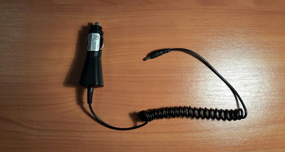 Автомобільний зарядний пристрій Nokia 1100, 2100, 3310, 6230, 6610.
