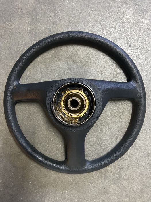 Volante Alfa Romeo 155