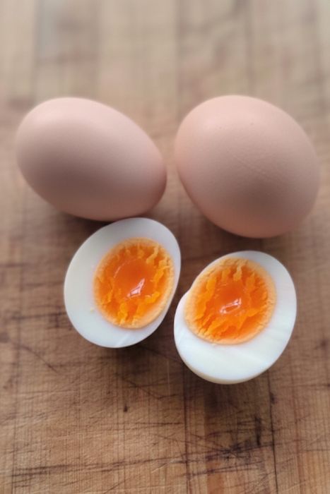 Ovos de Quinta Reais - Galinhas Felizes e Gema Laranja (Dúzia)