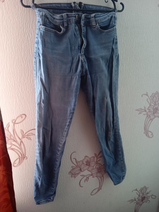 Продам стильные джинсы