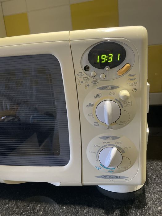 Para desocupar vendo Microondas optigrill Duo da marca moulinex