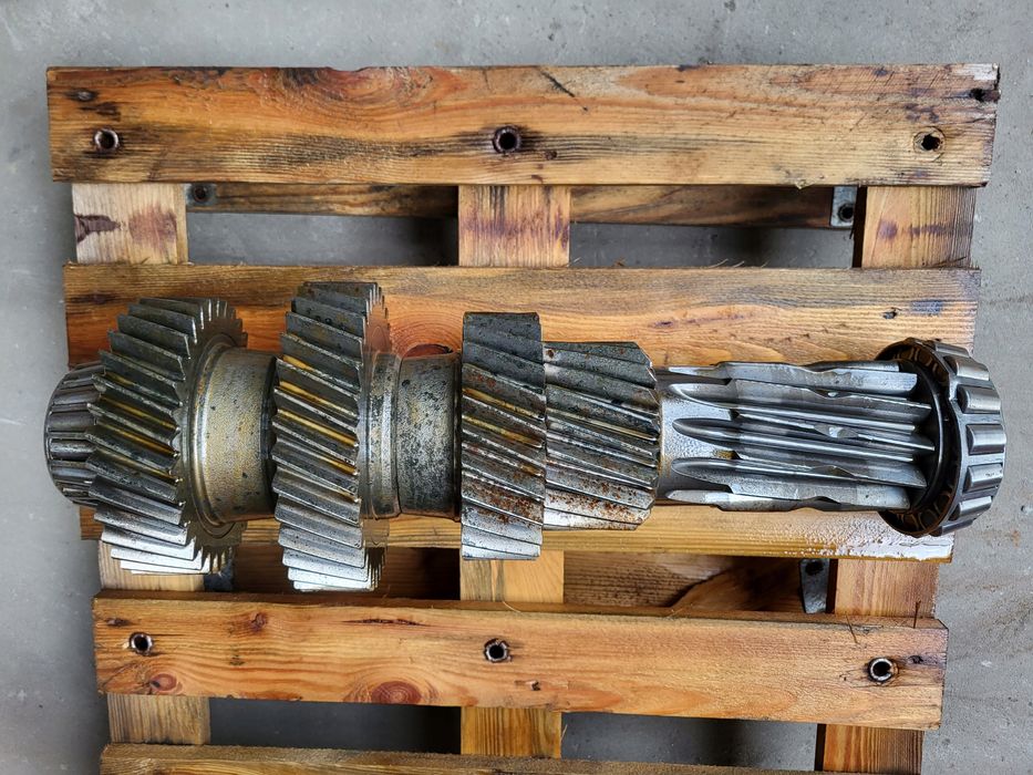 wałek górny skrzynia skrzyni biegów grs 925 r scania r 730 2034854