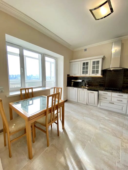 Аренда 2к квартиры Шевченковский район, Черновола, метро Университет