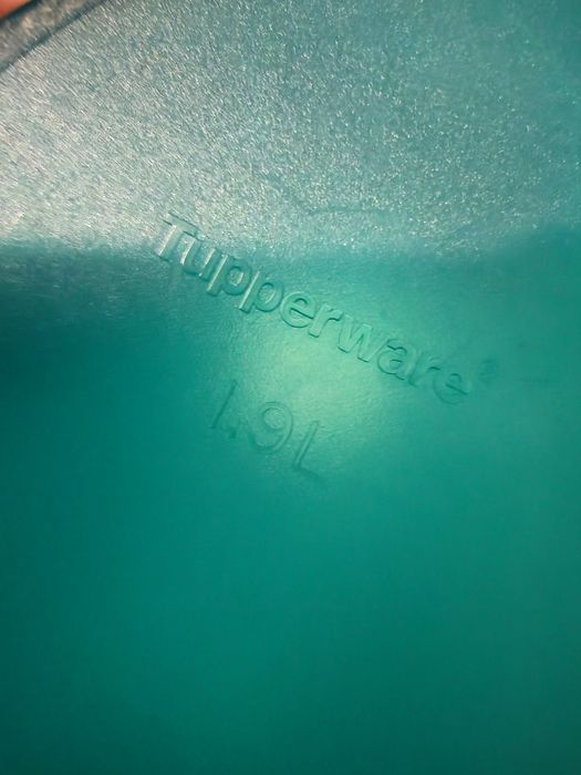 Caixas Tupperware dispensa