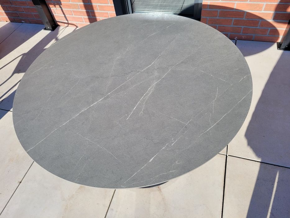 Stół ogrodowy jysk