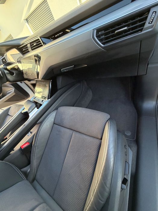 Audi E-TRON 55 QUATTRO 55 S line