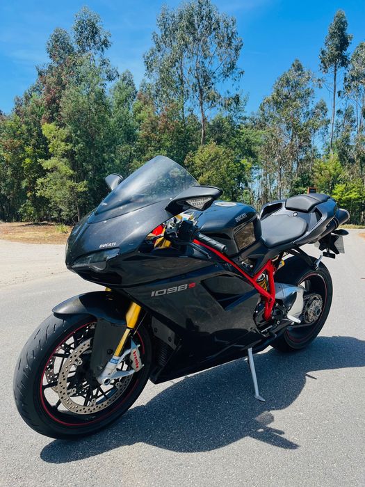 Ducati 1098s com suspensão Öhlins original