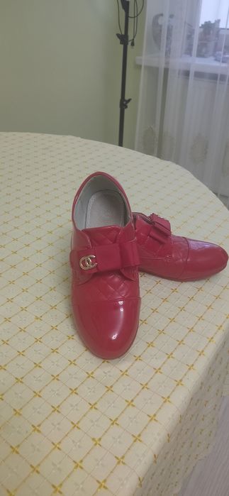 Туфлі черевики для дівчинки