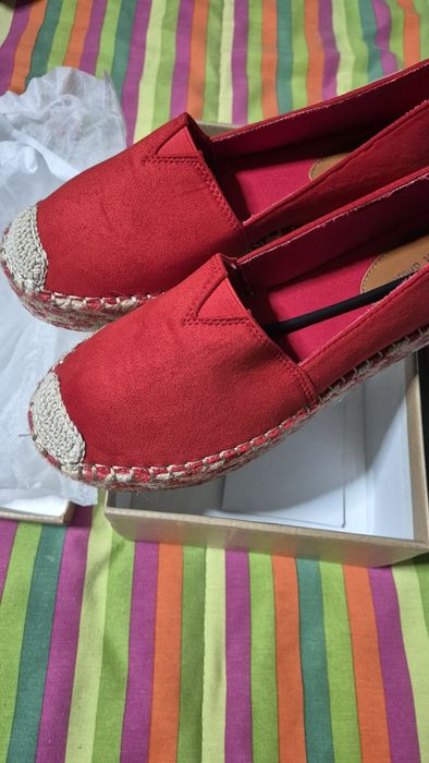 Alpercatas vermelhas 40