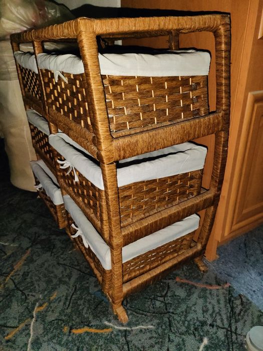 Komoda wiklinowa z szufladami