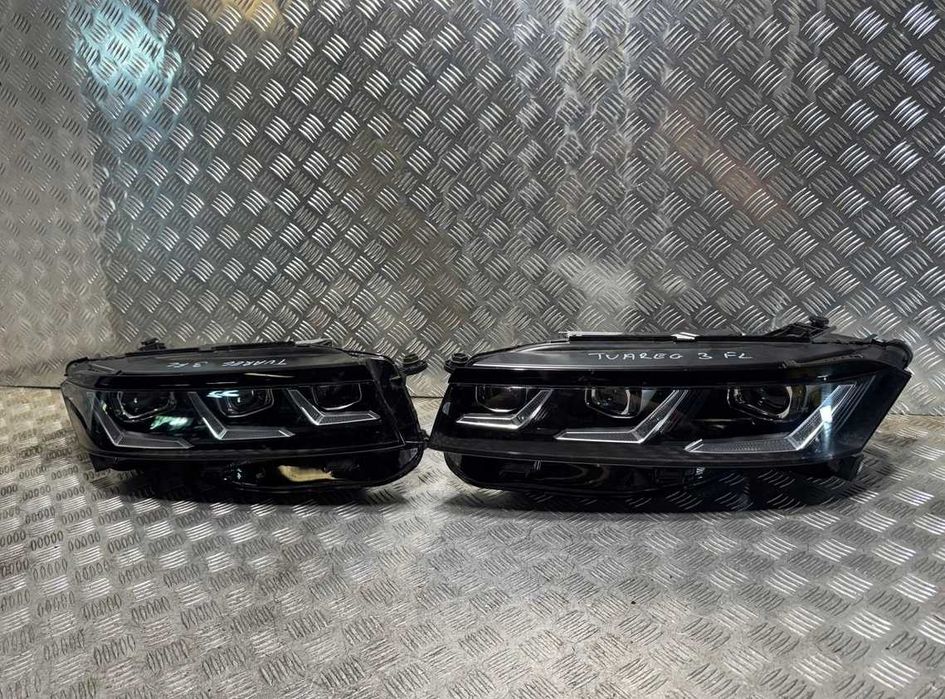 Фари передні Volkswagen Touareg 3 CR Lift Фара права або ліва EU USA