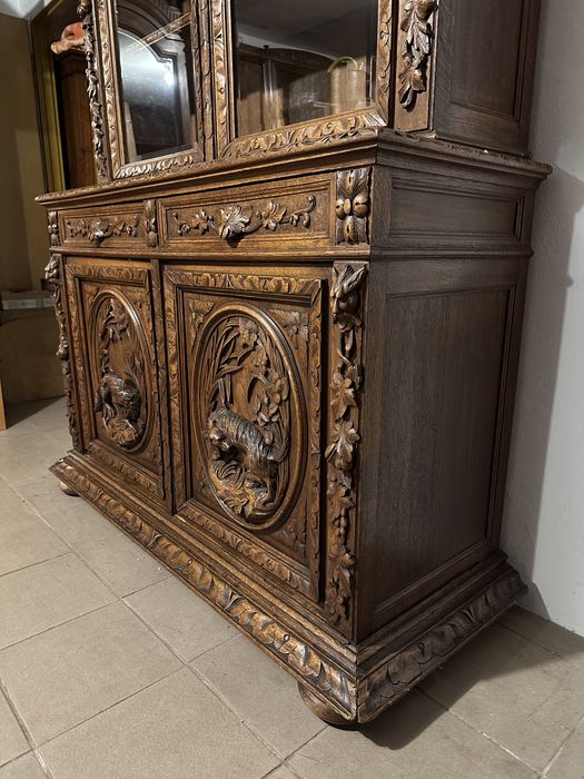 Antyczny kredens myśliwski dębowy