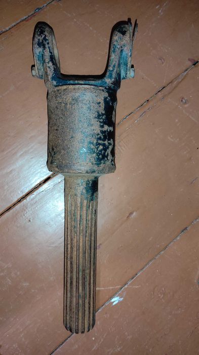 Вилка шліцева газ 52